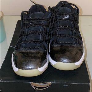 Kids Jordan 11 size 1